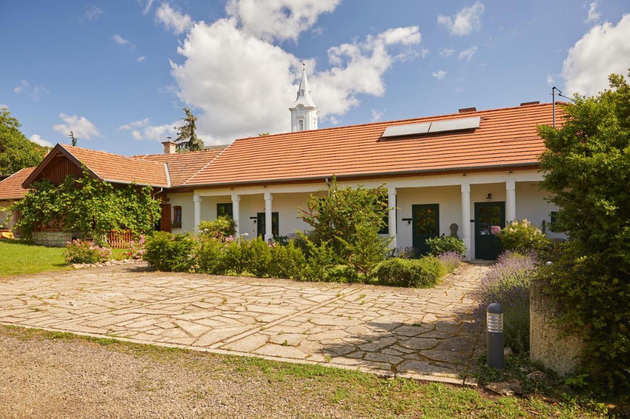 Barta Pince Vendeghaz Mad Otel Dış mekan fotoğraf