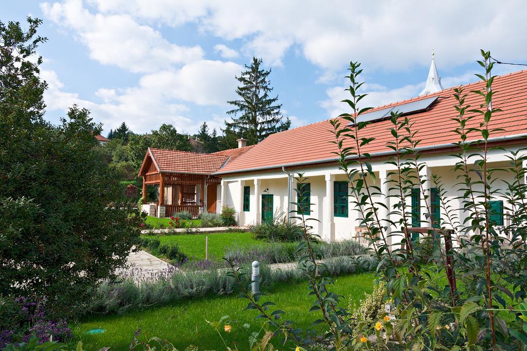 Barta Pince Vendeghaz Mad Otel Dış mekan fotoğraf