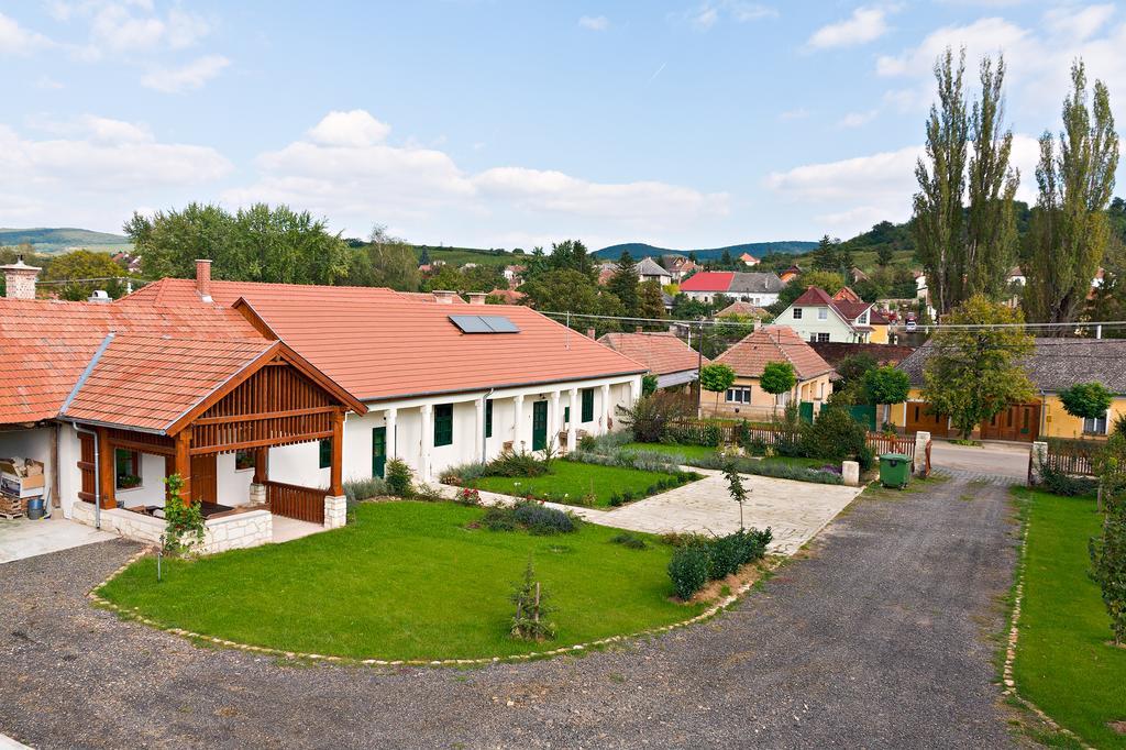 Barta Pince Vendeghaz Mad Otel Dış mekan fotoğraf
